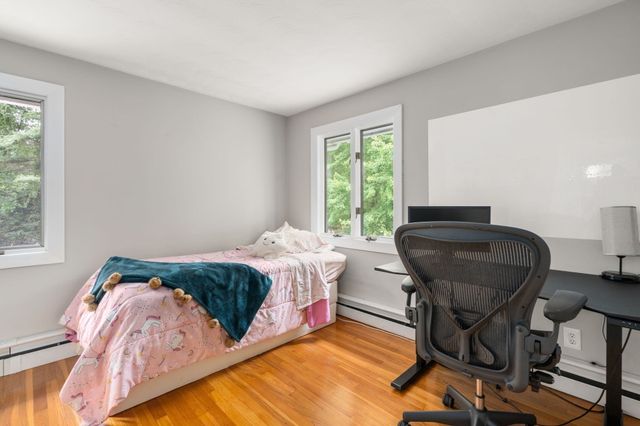 7 Lamphere Cir, Framingham, MA 01701