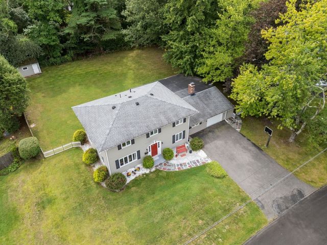7 Lamphere Cir, Framingham, MA 01701