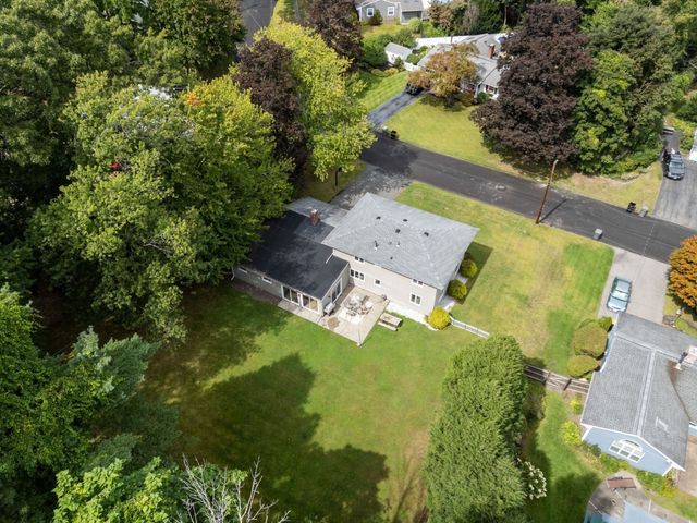 7 Lamphere Cir, Framingham, MA 01701