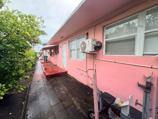 3070 NW 20th St 2, Miami, FL 33142