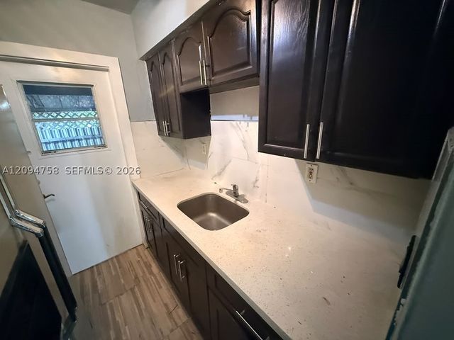 3070 NW 20th St 2, Miami, FL 33142