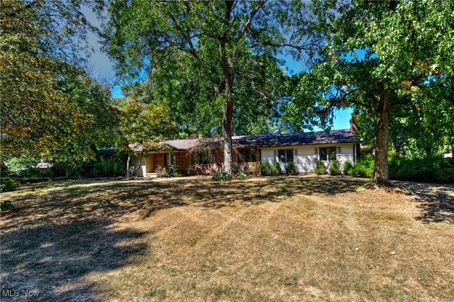 3770 Fairway Drive, Canfield, OH 44406