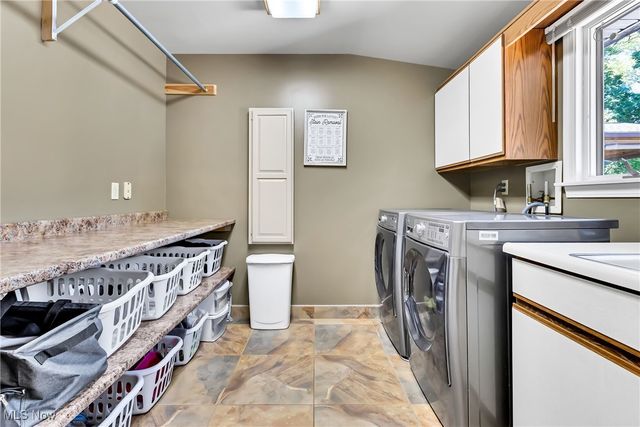 3770 Fairway Drive, Canfield, OH 44406