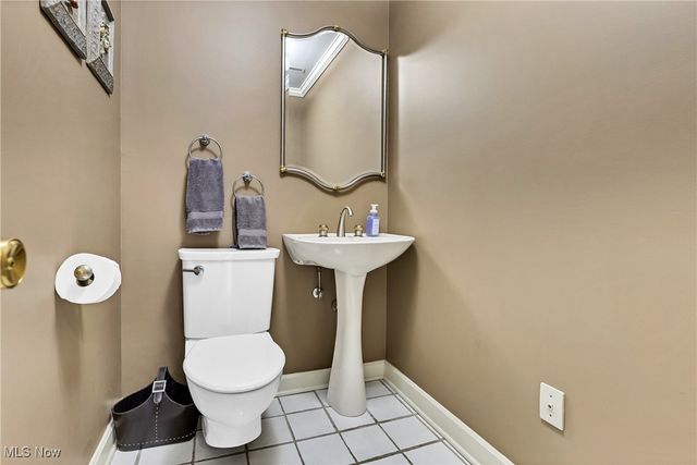 3770 Fairway Drive, Canfield, OH 44406