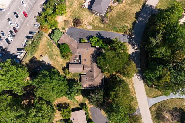 3770 Fairway Drive, Canfield, OH 44406