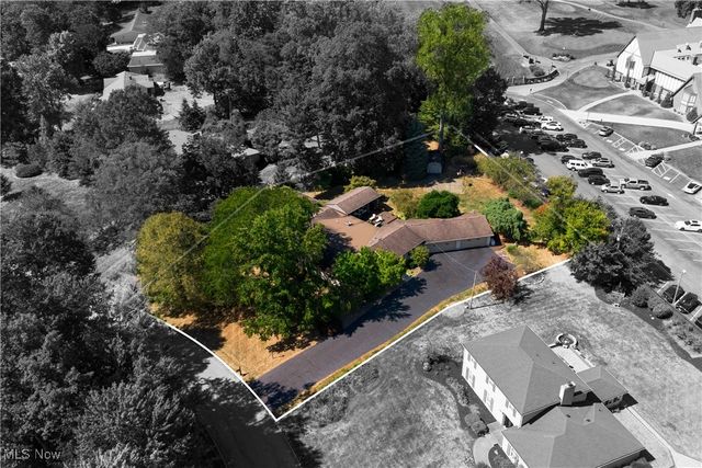 3770 Fairway Drive, Canfield, OH 44406