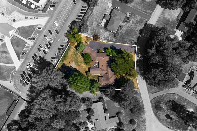 3770 Fairway Drive, Canfield, OH 44406