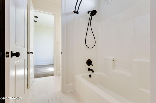 526 Lavergne Road, Rayne, LA 70578