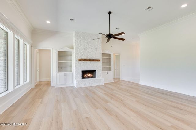 526 Lavergne Road, Rayne, LA 70578