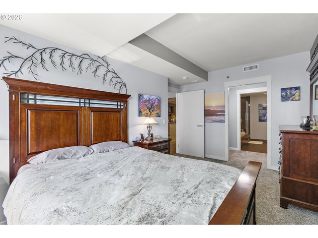 1310 Nw NAITO Pkwy 206, Portland, OR 97209