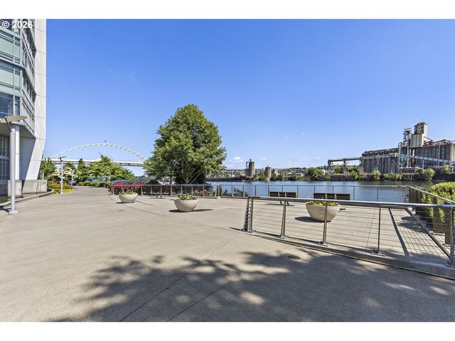 1310 Nw NAITO Pkwy 206, Portland, OR 97209