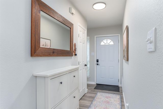 1610 Taron DR, Round Rock, TX 78681