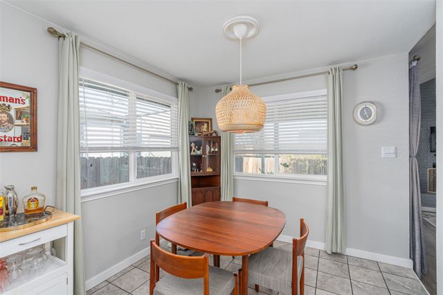 1610 Taron DR, Round Rock, TX 78681