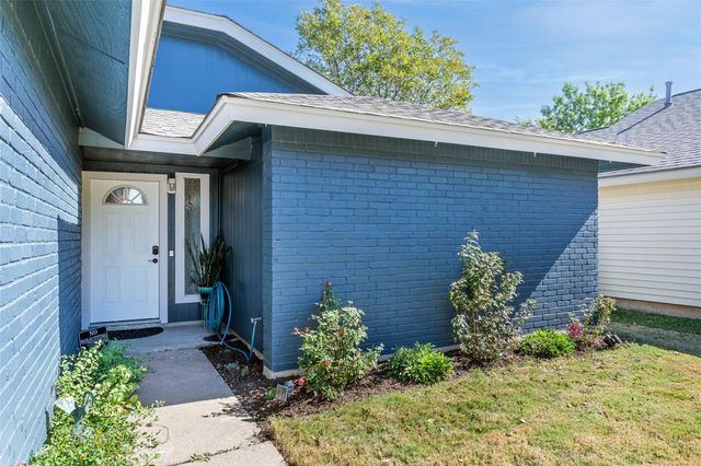 1610 Taron DR, Round Rock, TX 78681