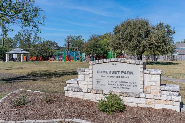 1610 Taron DR, Round Rock, TX 78681