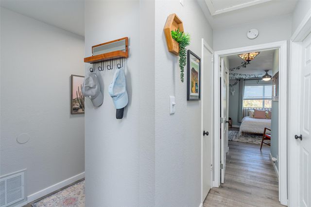 1610 Taron DR, Round Rock, TX 78681