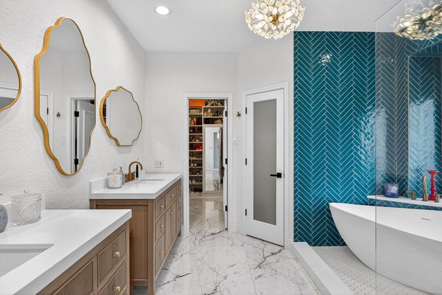 402 Horseshoe Bay North BLVD, Horseshoe Bay, TX 78657