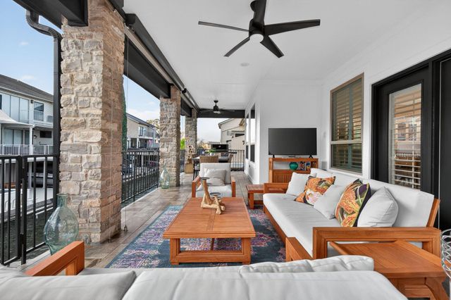 402 Horseshoe Bay North BLVD, Horseshoe Bay, TX 78657