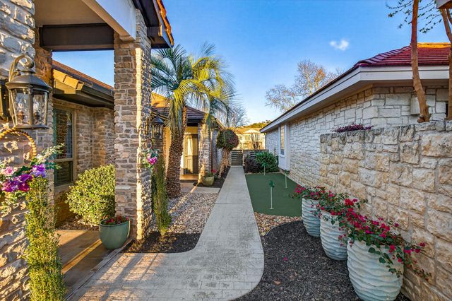 402 Horseshoe Bay North BLVD, Horseshoe Bay, TX 78657