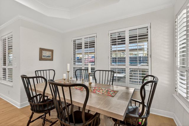 402 Horseshoe Bay North BLVD, Horseshoe Bay, TX 78657