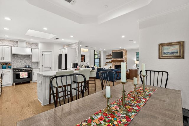 402 Horseshoe Bay North BLVD, Horseshoe Bay, TX 78657