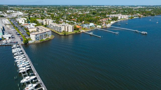 896 N Federal Highway 523, Lantana, FL 33462
