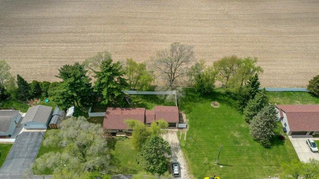 N6749 Tippecanoe Trail, Elkhorn, WI 53121