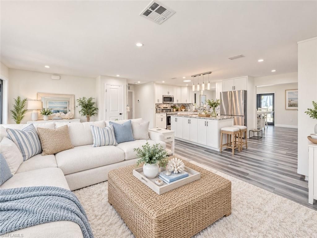 1089 N Town And River DR, FORT MYERS, FL 33919 — photo 3