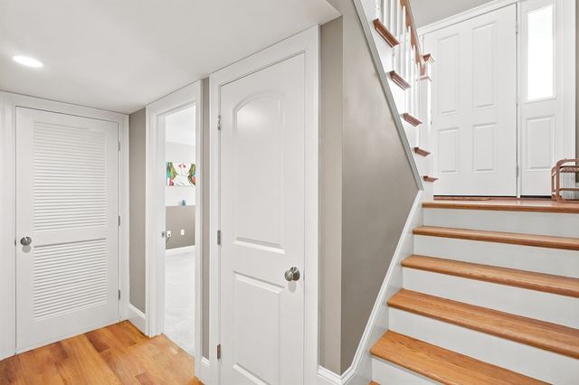 27 Clarks Hill Ln 27, Framingham, MA 01702