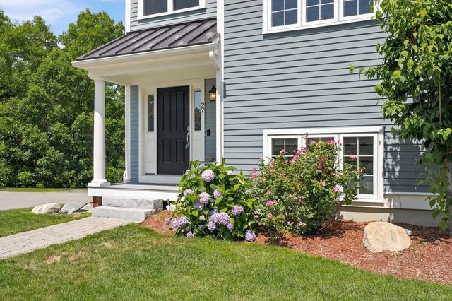 27 Clarks Hill Ln 27, Framingham, MA 01702
