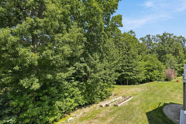 27 Clarks Hill Ln 27, Framingham, MA 01702