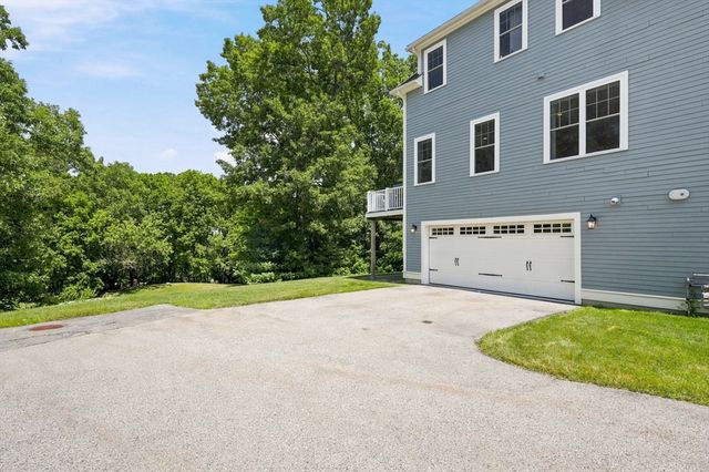 27 Clarks Hill Ln 27, Framingham, MA 01702