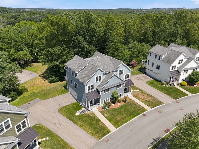 27 Clarks Hill Ln 27, Framingham, MA 01702