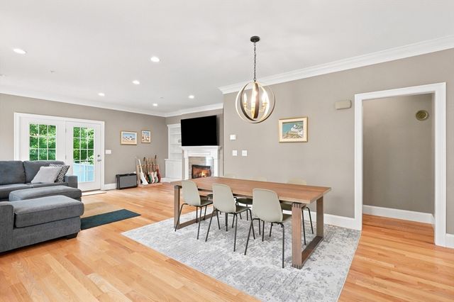 27 Clarks Hill Ln 27, Framingham, MA 01702