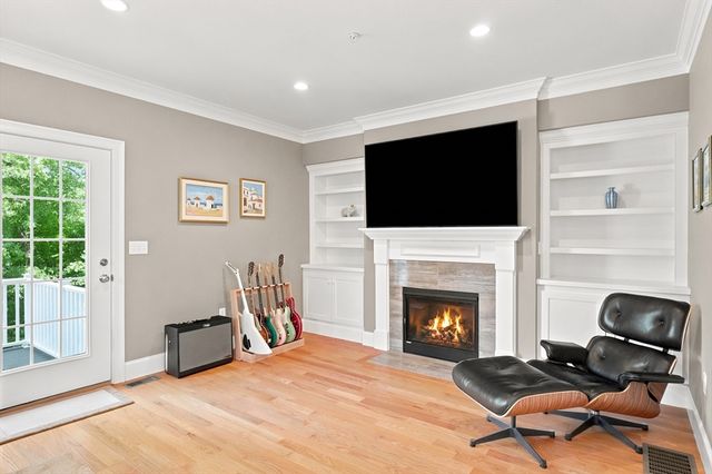 27 Clarks Hill Ln 27, Framingham, MA 01702