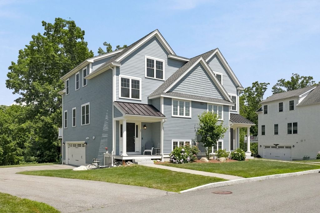27 Clarks Hill Ln 27, Framingham, MA 01702
