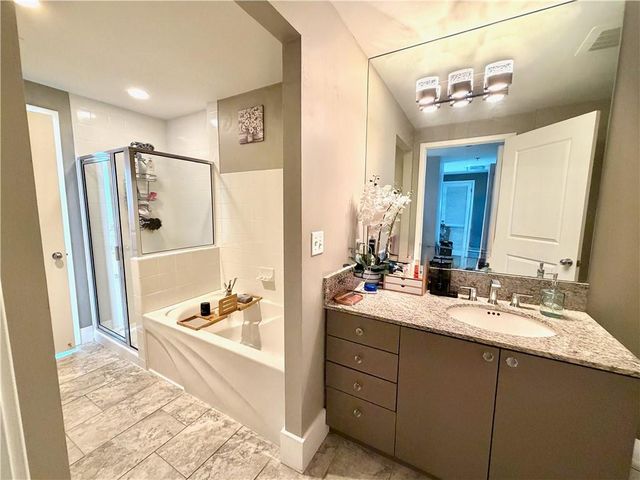 3338 Peachtree Road NE 2906, Atlanta, GA 30326