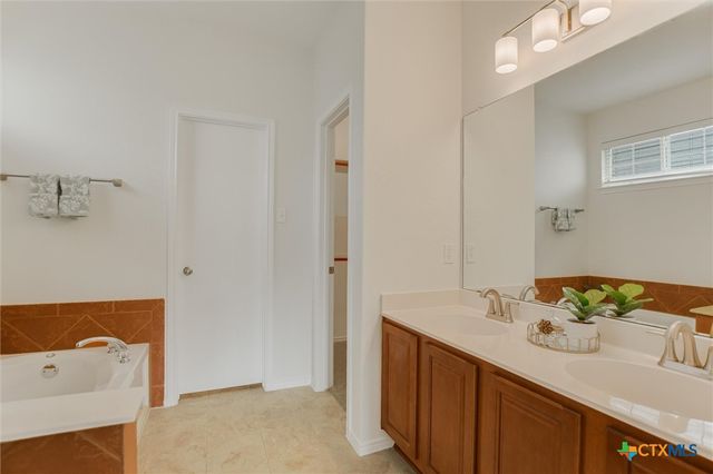 1206 Horseshoe Ranch Drive, Leander, TX 78641