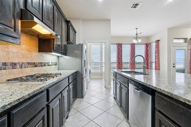 6013 NW 162nd Street, Edmond, OK 73013