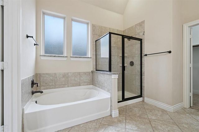 6013 NW 162nd Street, Edmond, OK 73013