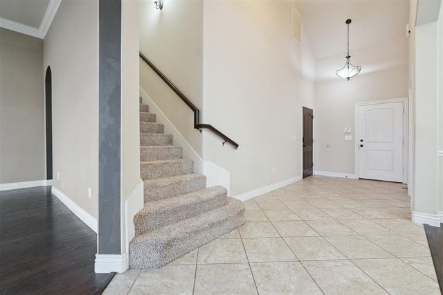 6013 NW 162nd Street, Edmond, OK 73013