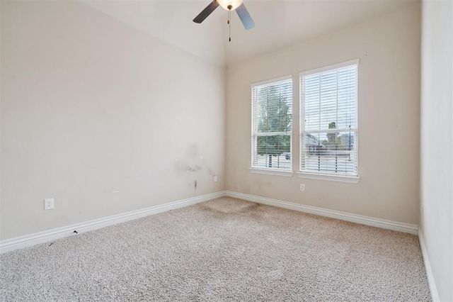 6013 NW 162nd Street, Edmond, OK 73013