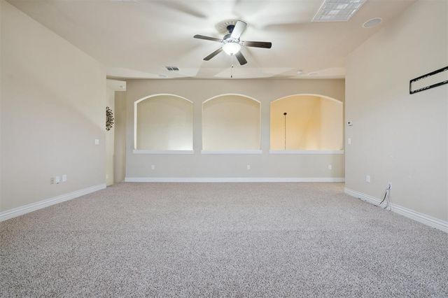 6013 NW 162nd Street, Edmond, OK 73013