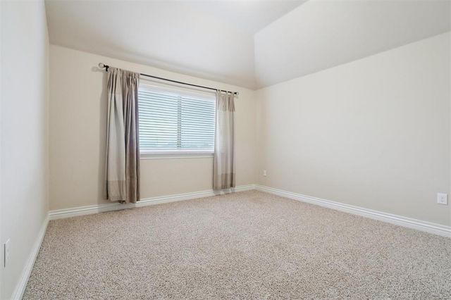 6013 NW 162nd Street, Edmond, OK 73013