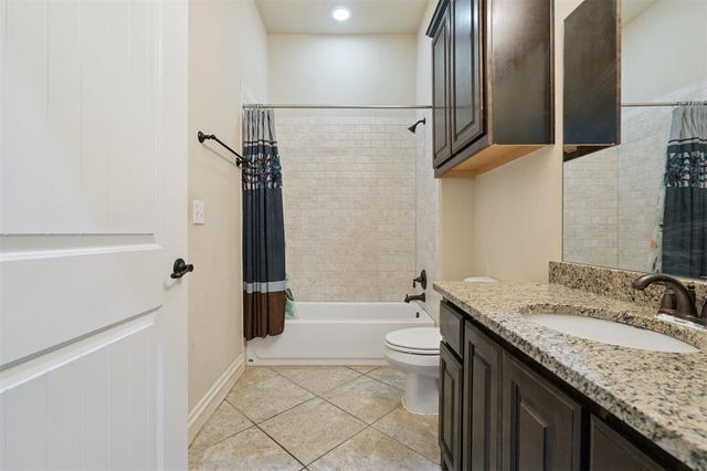 6013 NW 162nd Street, Edmond, OK 73013