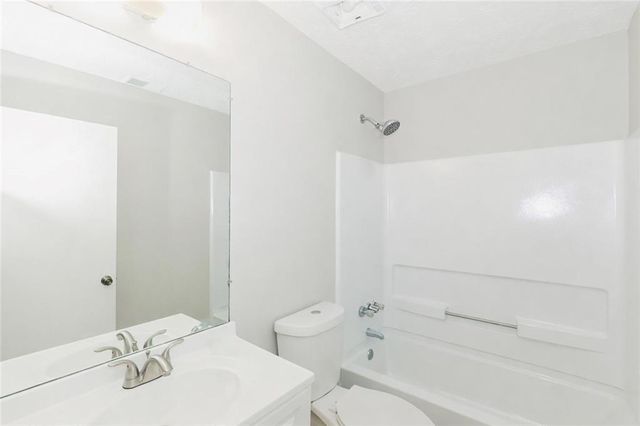 6682 Chupp Road D, Lithonia, GA 30058