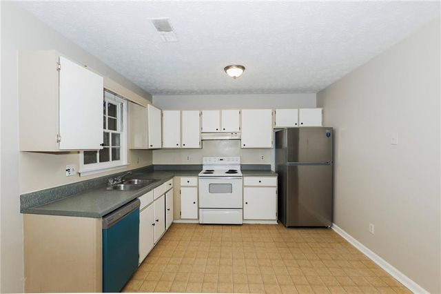 6682 Chupp Road D, Lithonia, GA 30058