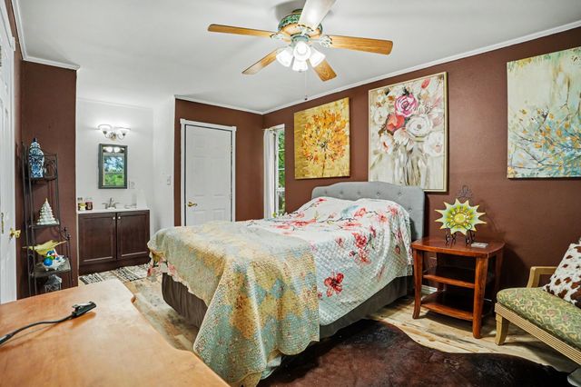 1712 Wilson Road, Waxahachie, TX 75165