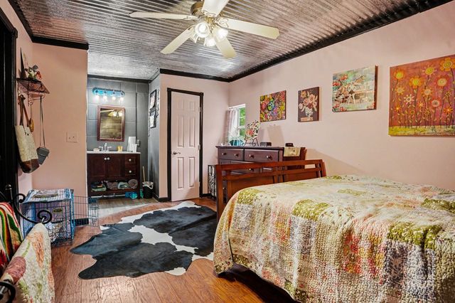 1712 Wilson Road, Waxahachie, TX 75165