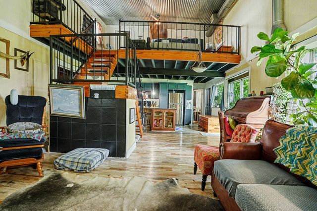 1712 Wilson Road, Waxahachie, TX 75165